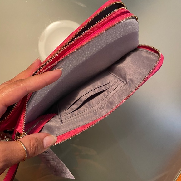 Kate Landry wallet - Picture 3 of 12